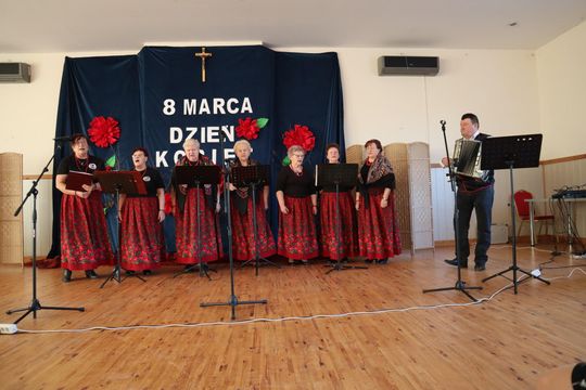 Dzień Kobiet w gminie Rudnik. Było dużo atrakcji [GALERIA ZDJĘĆ]