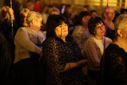 Dzień Kobiet w Leśniowicach. Pani bawiły się z zespołem Cookies Band cz. II [GALERIA ZDJĘĆ]