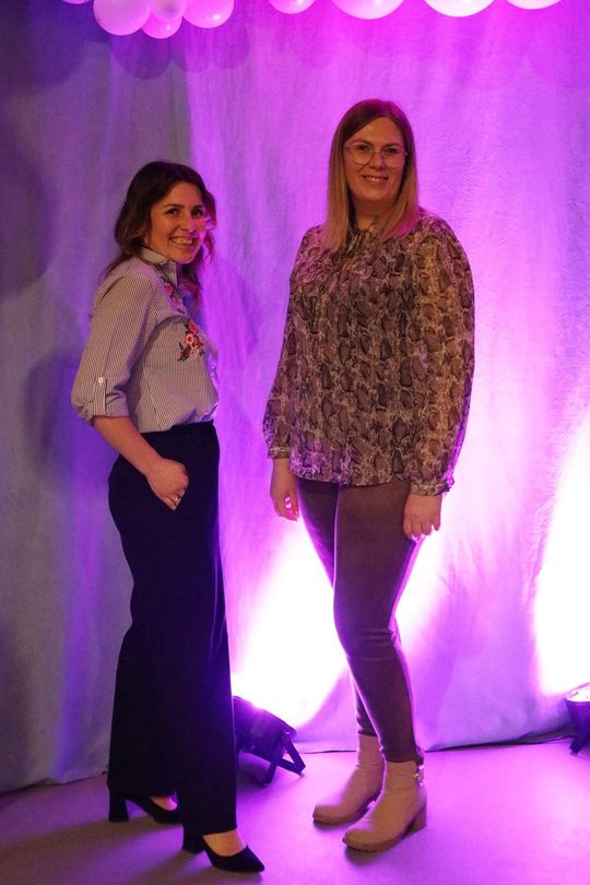 Dzień Kobiet w Leśniowicach. Pani bawiły się z zespołem Cookies Band cz. II [GALERIA ZDJĘĆ]