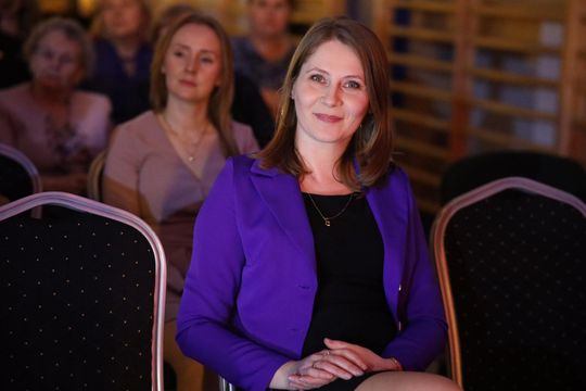 Dzień Kobiet w Leśniowicach. Pani bawiły się z zespołem Cookies Band cz. II [GALERIA ZDJĘĆ]