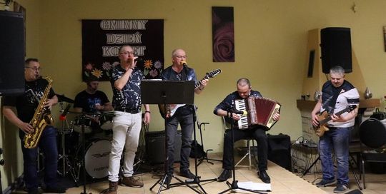 Gm. Białopole. Gminny Dzień Kobiet w świetlicy w Raciborowicach–Kolonii [GALERIA ZDJĘĆ]