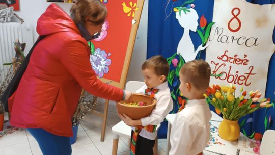 Chełm. Dzień Kobiet w Przedszkolu Miejskim nr 8 [GALERIA ZDJĘĆ]