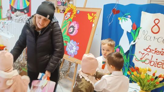 Chełm. Dzień Kobiet w Przedszkolu Miejskim nr 8 [GALERIA ZDJĘĆ]