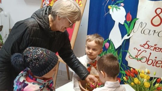 Chełm. Dzień Kobiet w Przedszkolu Miejskim nr 8 [GALERIA ZDJĘĆ]