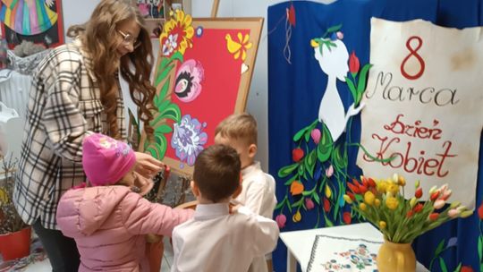 Chełm. Dzień Kobiet w Przedszkolu Miejskim nr 8 [GALERIA ZDJĘĆ]