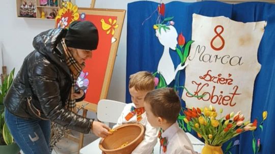 Chełm. Dzień Kobiet w Przedszkolu Miejskim nr 8 [GALERIA ZDJĘĆ]
