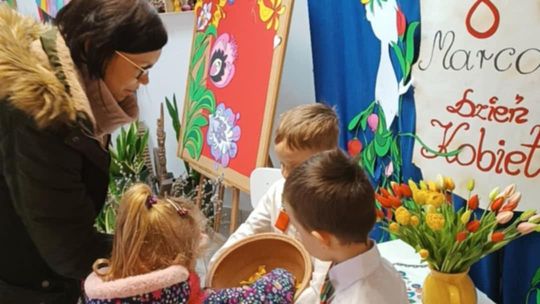 Chełm. Dzień Kobiet w Przedszkolu Miejskim nr 8 [GALERIA ZDJĘĆ]