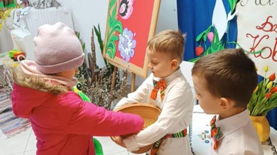 Chełm. Dzień Kobiet w Przedszkolu Miejskim nr 8 [GALERIA ZDJĘĆ]