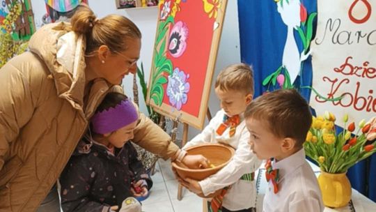 Chełm. Dzień Kobiet w Przedszkolu Miejskim nr 8 [GALERIA ZDJĘĆ]