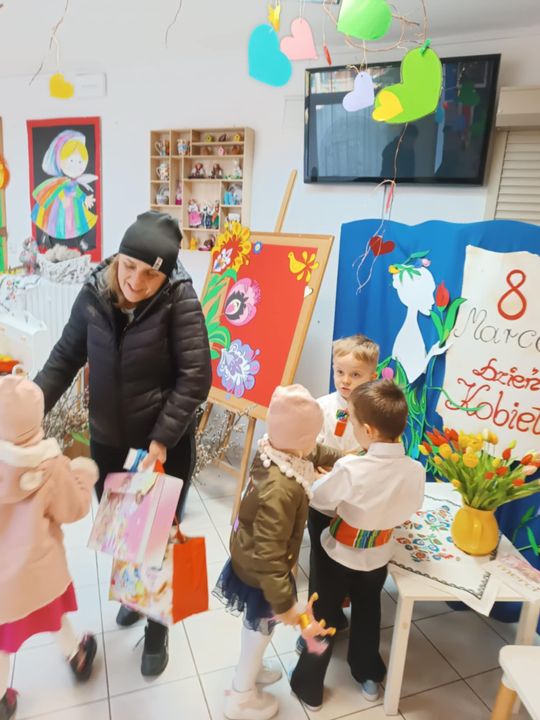 Chełm. Dzień Kobiet w Przedszkolu Miejskim nr 8 [GALERIA ZDJĘĆ]