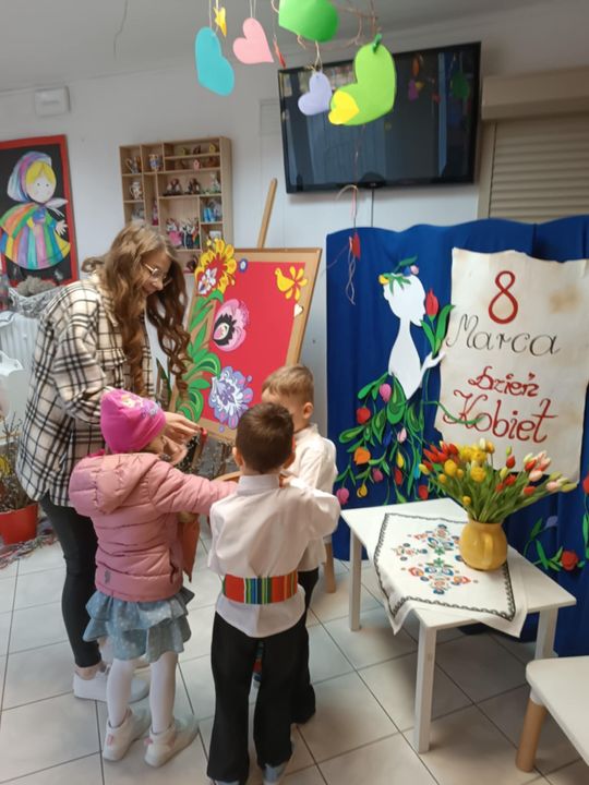 Chełm. Dzień Kobiet w Przedszkolu Miejskim nr 8 [GALERIA ZDJĘĆ]