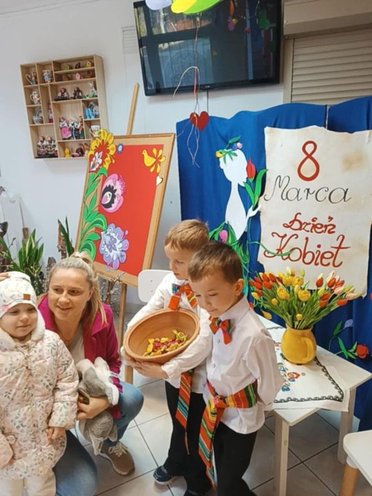 Chełm. Dzień Kobiet w Przedszkolu Miejskim nr 8 [GALERIA ZDJĘĆ]