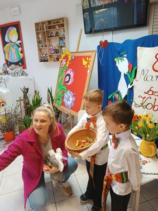 Chełm. Dzień Kobiet w Przedszkolu Miejskim nr 8 [GALERIA ZDJĘĆ]