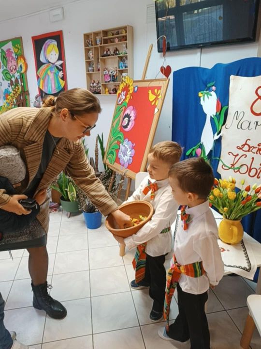 Chełm. Dzień Kobiet w Przedszkolu Miejskim nr 8 [GALERIA ZDJĘĆ]