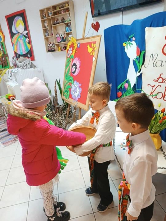 Chełm. Dzień Kobiet w Przedszkolu Miejskim nr 8 [GALERIA ZDJĘĆ]