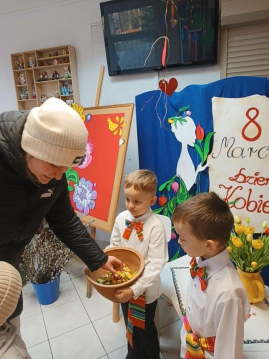 Chełm. Dzień Kobiet w Przedszkolu Miejskim nr 8 [GALERIA ZDJĘĆ]