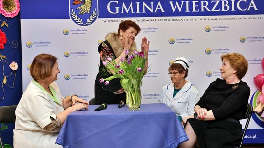 Gm. Wierzbica. Dzień Kobiet w Busównie [GALERIA ZDJĘĆ]