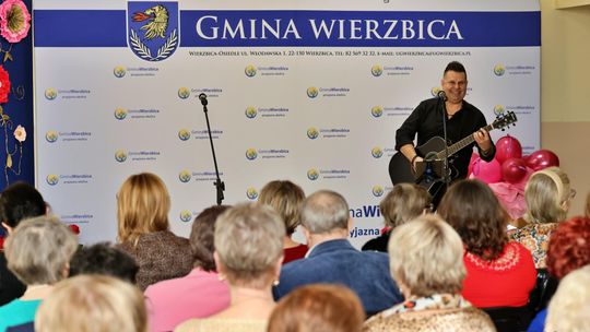 Gm. Wierzbica. Dzień Kobiet w Busównie [GALERIA ZDJĘĆ]
