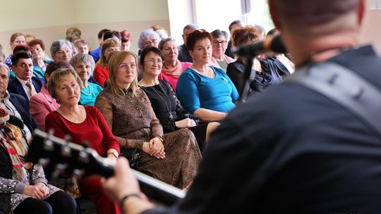 Gm. Wierzbica. Dzień Kobiet w Busównie [GALERIA ZDJĘĆ]