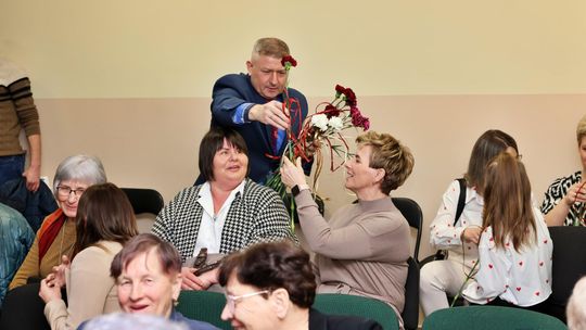 Gm. Wierzbica. Dzień Kobiet w Busównie [GALERIA ZDJĘĆ]