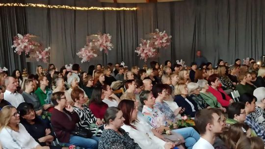 Gminny Dzień Kobiet w Woli Uhruskiej [GALERIA ZDJĘĆ]