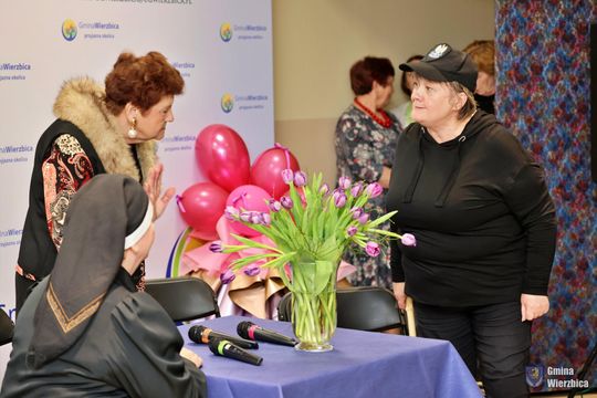 Gm. Wierzbica. Dzień Kobiet w Busównie [GALERIA ZDJĘĆ]