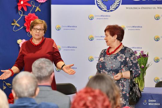 Gm. Wierzbica. Dzień Kobiet w Busównie [GALERIA ZDJĘĆ]
