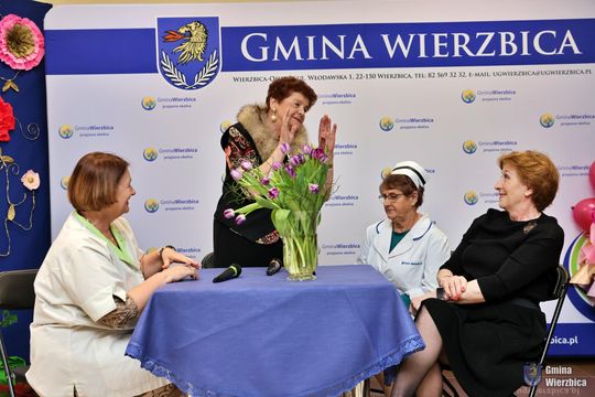Gm. Wierzbica. Dzień Kobiet w Busównie [GALERIA ZDJĘĆ]
