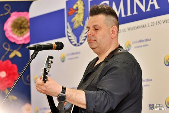 Gm. Wierzbica. Dzień Kobiet w Busównie [GALERIA ZDJĘĆ]