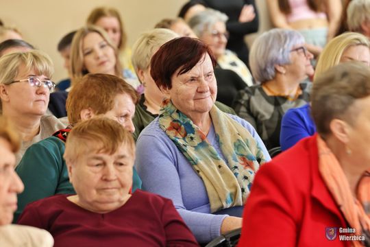 Gm. Wierzbica. Dzień Kobiet w Busównie [GALERIA ZDJĘĆ]