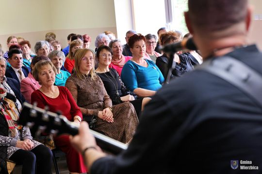 Gm. Wierzbica. Dzień Kobiet w Busównie [GALERIA ZDJĘĆ]