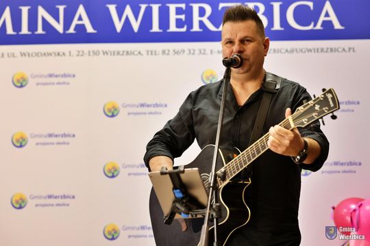 Gm. Wierzbica. Dzień Kobiet w Busównie [GALERIA ZDJĘĆ]