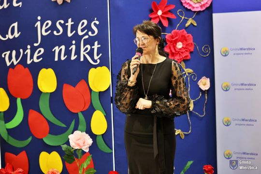 Gm. Wierzbica. Dzień Kobiet w Busównie [GALERIA ZDJĘĆ]