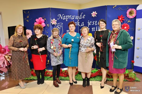 Gm. Wierzbica. Dzień Kobiet w Busównie [GALERIA ZDJĘĆ]