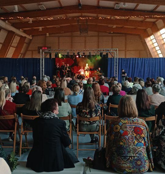 Gminny Dzień Kobiet w Woli Uhruskiej [GALERIA ZDJĘĆ]