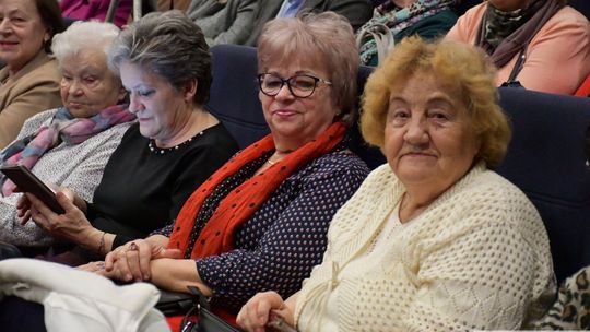 Krasnystaw. Wyjątkowy spektakl „A Babę Stworzył Bóg”