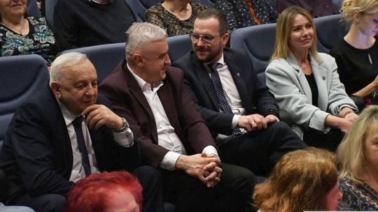 Krasnystaw. Wyjątkowy spektakl „A Babę Stworzył Bóg”