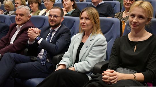 Krasnystaw. Wyjątkowy spektakl „A Babę Stworzył Bóg”