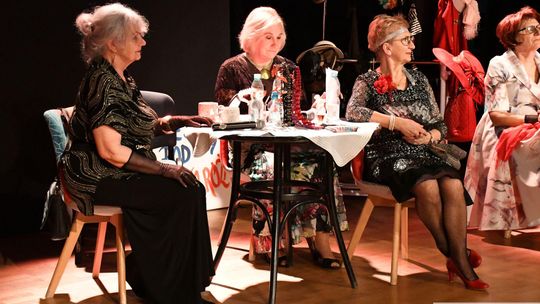 Krasnystaw. Wyjątkowy spektakl „A Babę Stworzył Bóg”