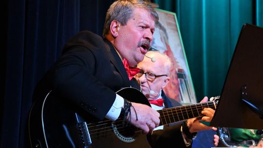 Krasnystaw. Wyjątkowy spektakl „A Babę Stworzył Bóg”