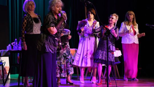 Krasnystaw. Wyjątkowy spektakl „A Babę Stworzył Bóg”