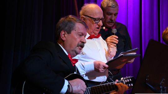 Krasnystaw. Wyjątkowy spektakl „A Babę Stworzył Bóg”