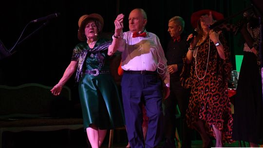 Krasnystaw. Wyjątkowy spektakl „A Babę Stworzył Bóg”