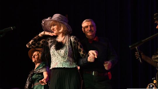 Krasnystaw. Wyjątkowy spektakl „A Babę Stworzył Bóg”