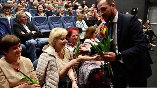 Krasnystaw. Wyjątkowy spektakl „A Babę Stworzył Bóg”
