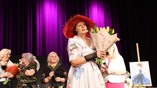 Krasnystaw. Wyjątkowy spektakl „A Babę Stworzył Bóg”