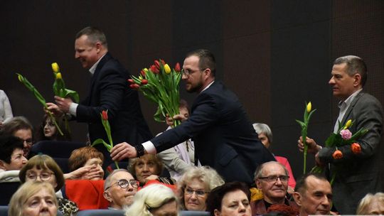 Krasnystaw. Wyjątkowy spektakl „A Babę Stworzył Bóg”