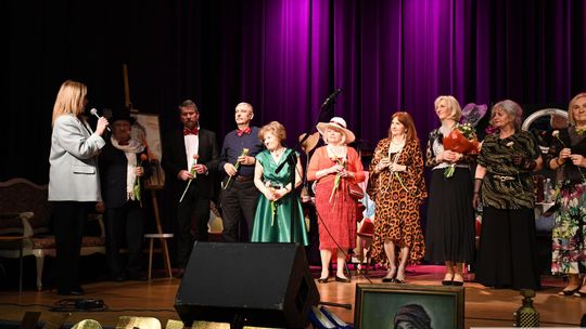 Krasnystaw. Wyjątkowy spektakl „A Babę Stworzył Bóg”