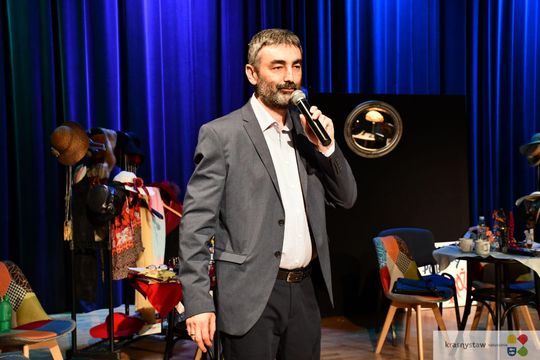 Krasnystaw. Wyjątkowy spektakl „A Babę Stworzył Bóg” Krasnystaw. Wyjątkowy spektakl „A Babę Stworzył Bóg”