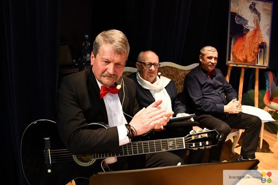 Krasnystaw. Wyjątkowy spektakl „A Babę Stworzył Bóg” Krasnystaw. Wyjątkowy spektakl „A Babę Stworzył Bóg”